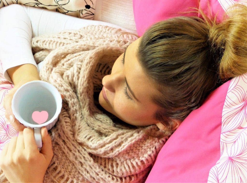 mujer descansando