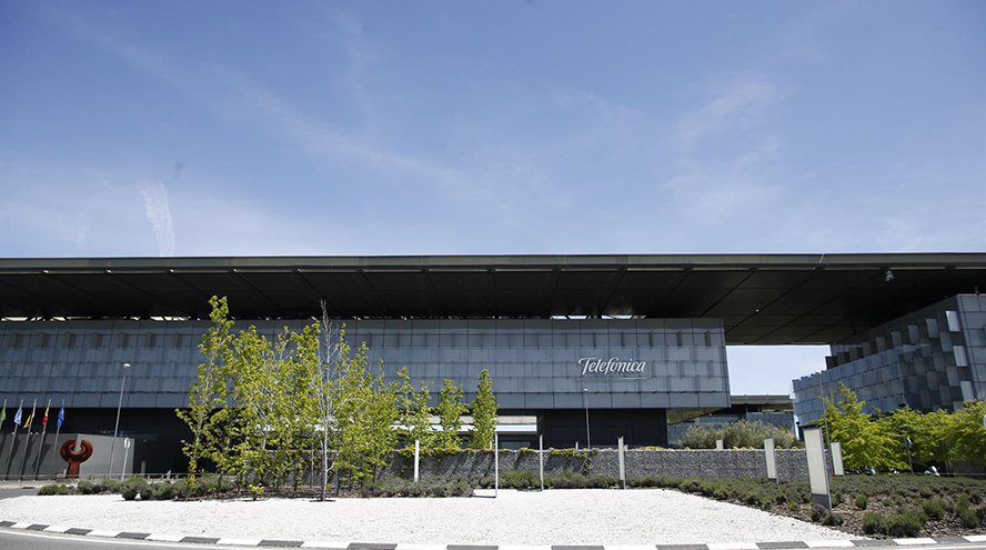 Credit Suisse mejora su recomendación de Telefónica