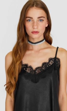 vestido lencero de Stradivarius