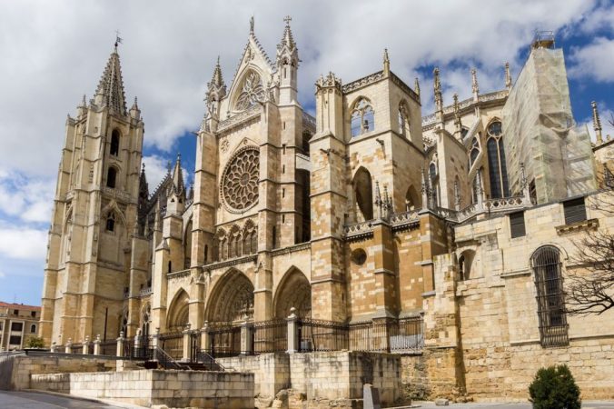 Catedral del León edificios de España