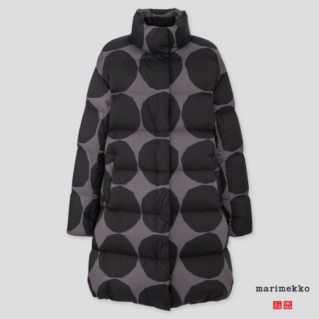 abrigo largo topos Uniqlo