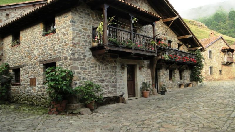 Barcena Mayor, pueblos de España