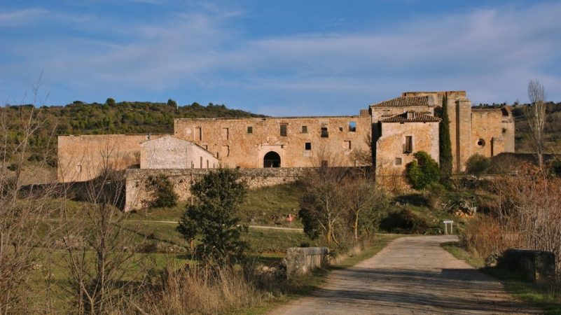 Estos son los monasterios más impresionantes de España 13 Merca2.es Monasterios de España, Monsalud