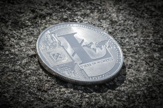 Las criptodivisas suman 300.000 millones de dólares de capitalización bursátil 1 Merca2.es posee-criptodivisas criptomonedas y bitcoins