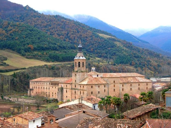 Estos son los monasterios más impresionantes de España 16 Merca2.es san millan yuso Merca2.es