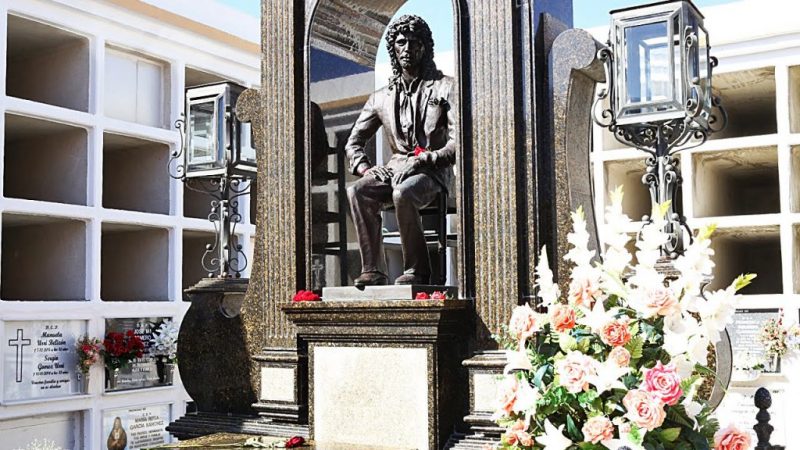 tumba de camaron cementerios necroturismo