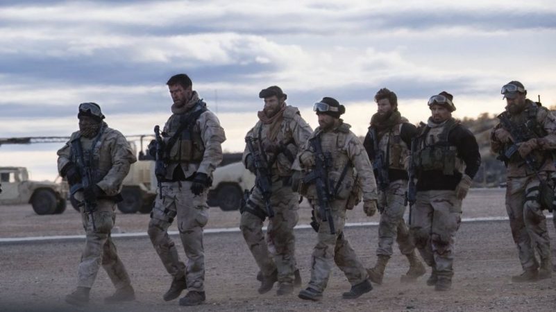 12 valientes  netflix