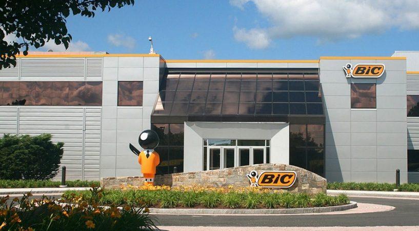 Bic pone orden en su negocio: elimina referencias poco rentables, congela las adquisiciones y busca 250 millones de caja en 2030 1 Merca2 BIC bolis
