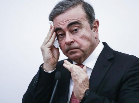 Carlos Ghosn huida Carlos Ghosn huida