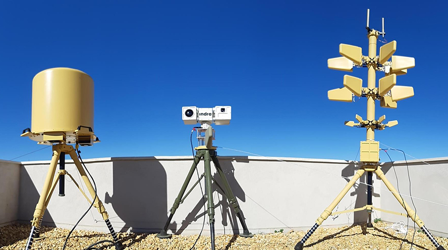 Indra desarrollará los sistemas antidron en aeropuertos