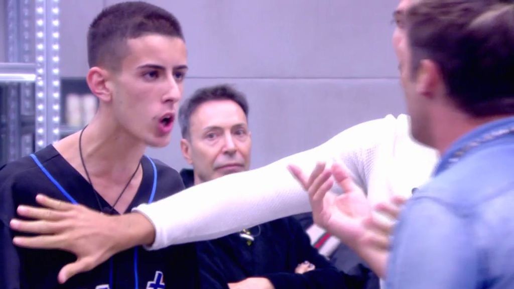 Pelea de Hugo y el Cejas en Gran Hermano