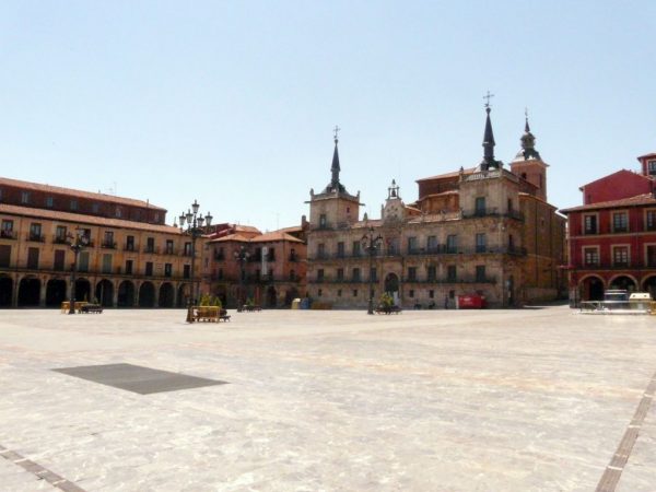 Barrio Húmedo, Plaza Mayor