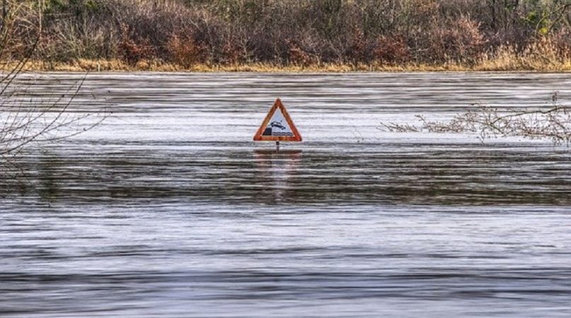 Las fuertes lluvias en Barcelona colapsan Badalona y disparan cientos de incidencias en pocas horas 1 Merca2.es inundaciones planeta