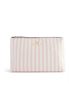 En Primark y Zara: Los mejores neceseres a precios irrisorios 55 Merca2.es Neceser a rayas