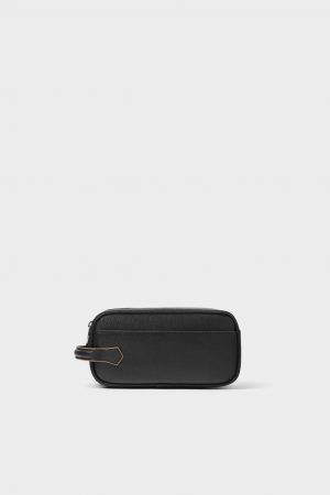 En Primark y Zara: Los mejores neceseres a precios irrisorios 57 Merca2.es Nececer bicolor de Zara