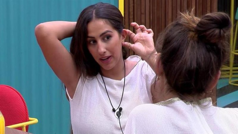 El pecho de Adara y otras operaciones estéticas flipantes 41 Merca2 Noemi Adara