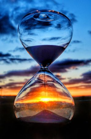 Reloj de arena. Retos Año Nuevo