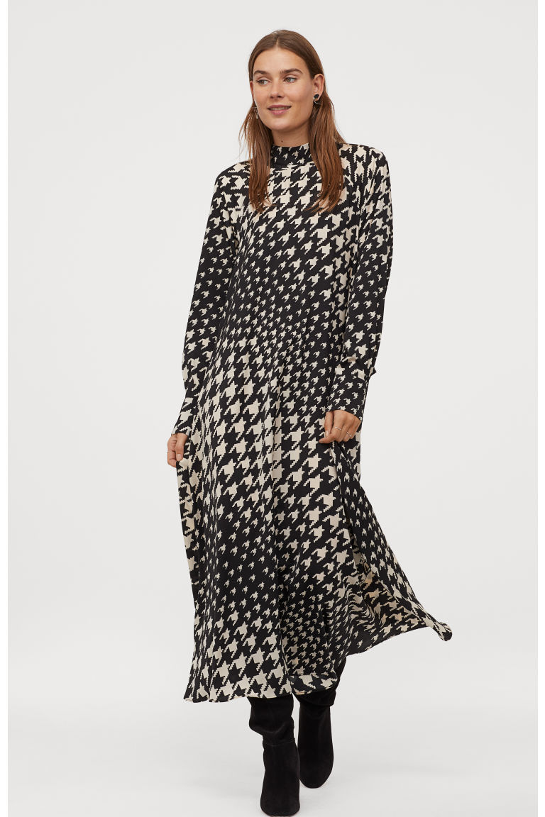 Vestido con cuello elevado de H&M