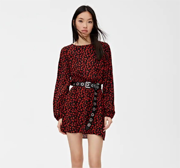 Vestido estampado manga abullonada de Pull and Bear