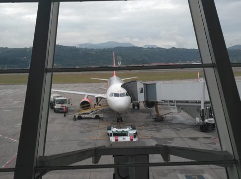 Aeropuerto de Bilbao - Ezentis - radiocomunicaciones Aeropuerto de Bilbao - Ezentis - radiocomunicaciones