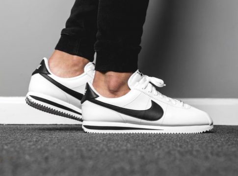 Nike Adidas Nike Adidas