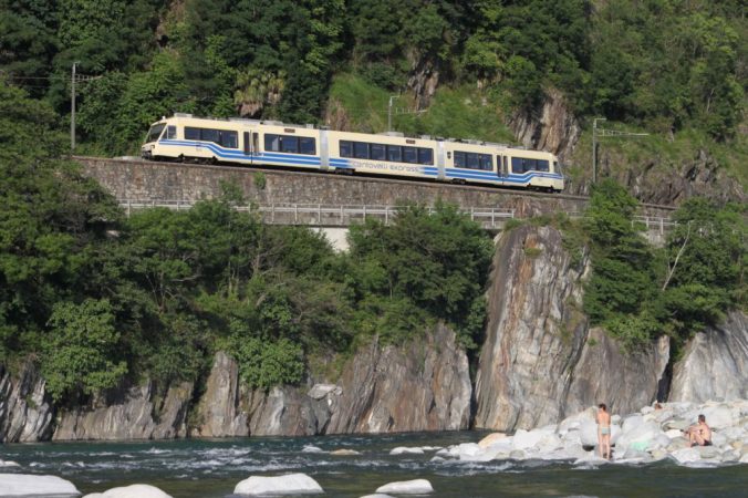 Ferrocarriles Centovalli Express