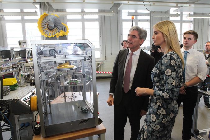 ivanka trump en un acto