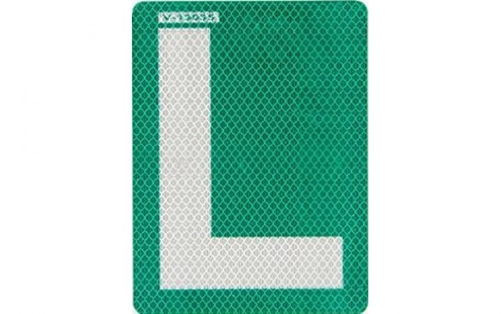 Carnet de conducir: L del coche