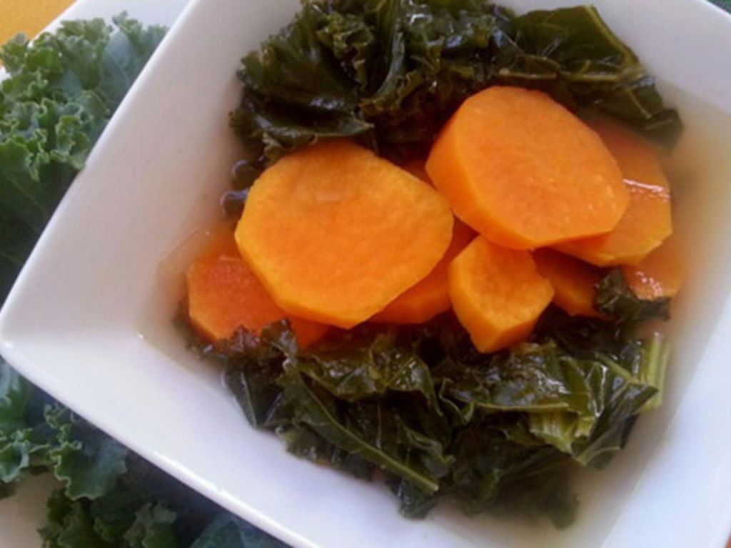 cenas saludable sopa batata y col rizada