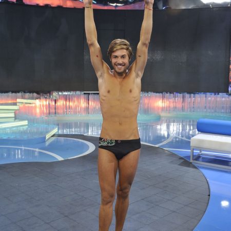 Supervivientes: los concursantes más sexys que calentaron a la audiencia 13 Merca2.es Abraham, ganador de Supervivientes 2014