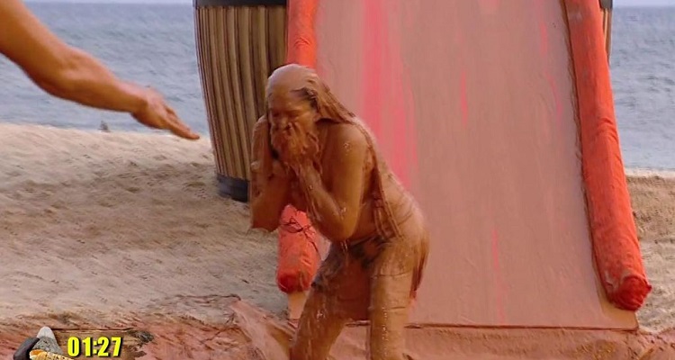 Supervivientes Isabel Pantoja barro Merca2.es