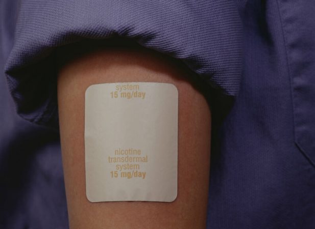 parches nicotina dejar de fumar