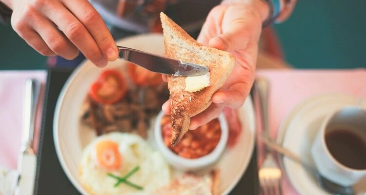Desayunar perder peso: quema doble de