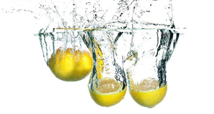Gárgaras jugo de limón