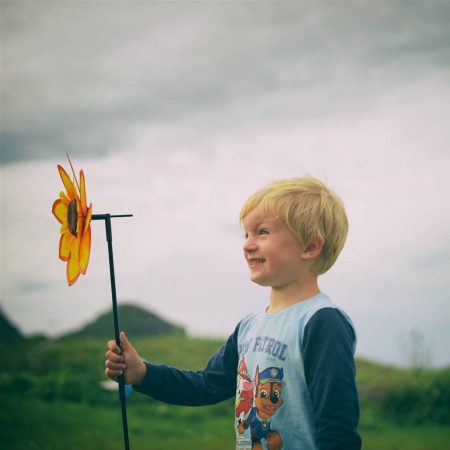 niños en el campo -desescalada