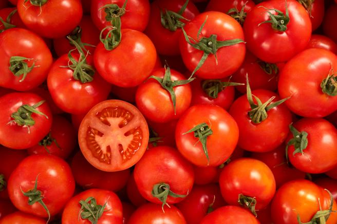 ¿Es peligroso comer tomate?
