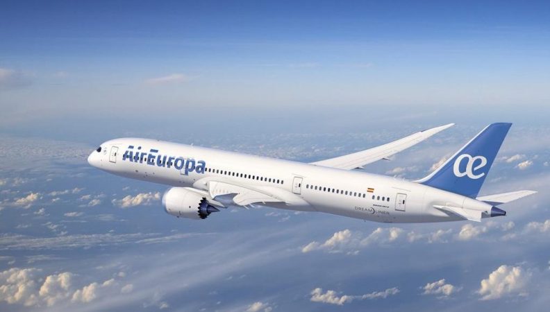 Air Europa, lista para volar: refuerza la seguridad, la limpieza y minimiza los contactos 1 Merca2.es Air Europa vuelo 1 Merca2.es