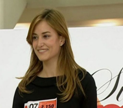 alba carrillo supermodelo mesa redacción 2 Merca2.es