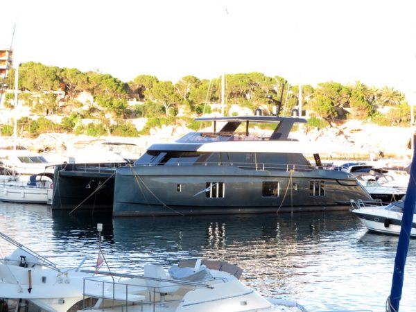 catamarán rafa nadal