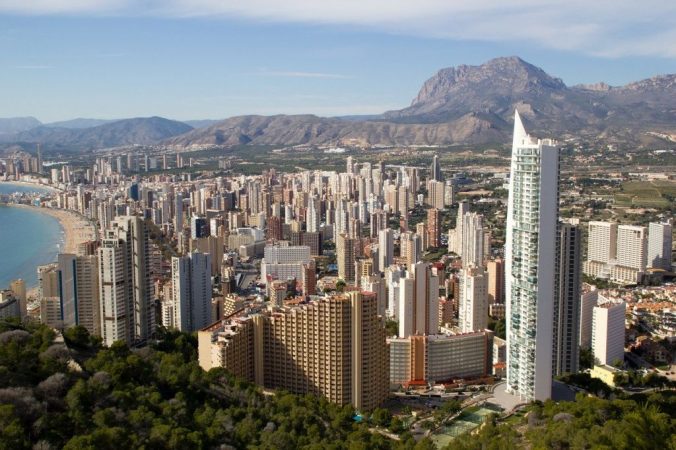benidorm 3800234 1280 Merca2.es