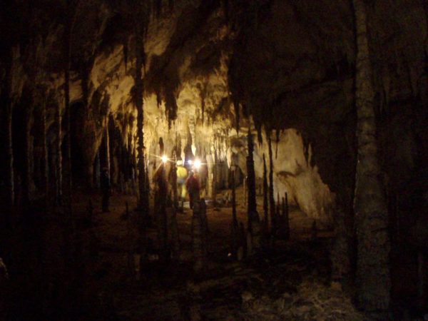 Cueva de Coventosa, en Cantabria, que parece Marte