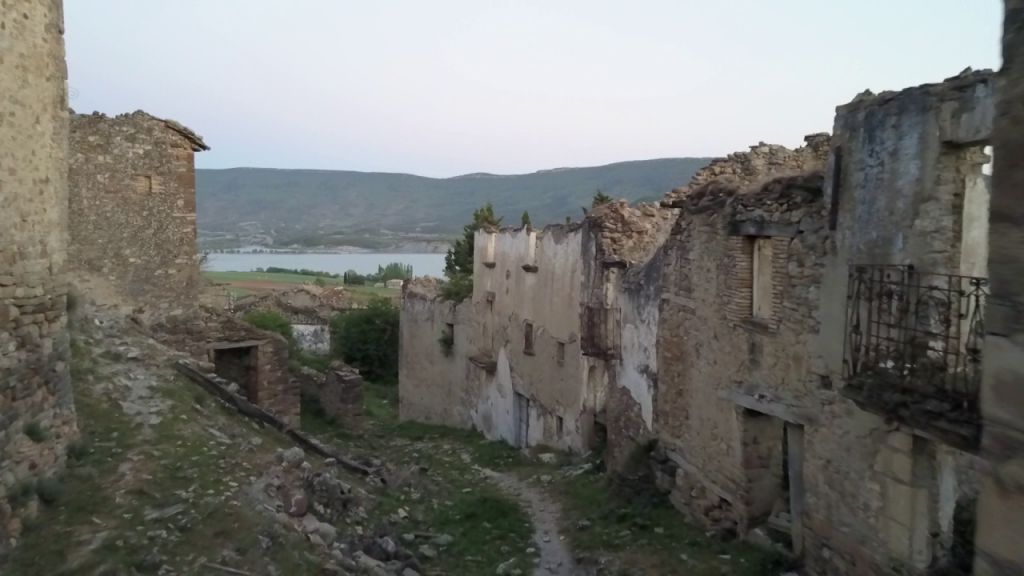 Escó, pueblos fantasma, España
