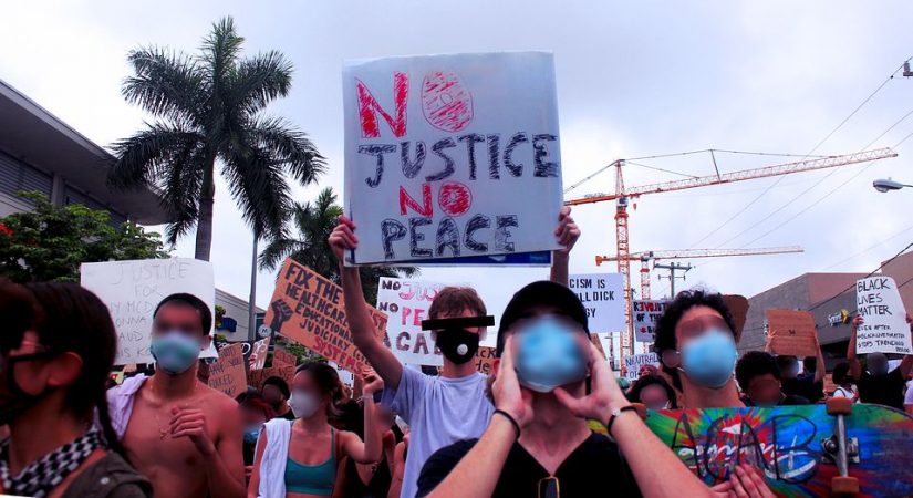 Manifestaciones por George Floyd