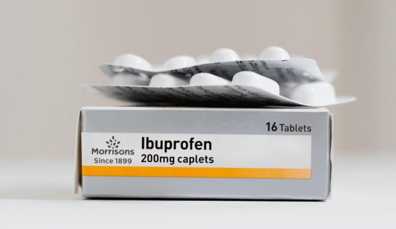 Ibuprofeno y paracetamol no son lo mismo: qué tomar en cada caso 2 Merca2.es ibupro-