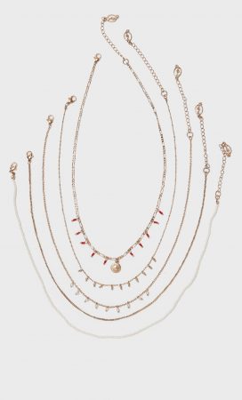 Accesorios de bisutería de Primark, H&M y Stradivarius para conjuntar tus looks 37 Merca2.es set collares stradivarius