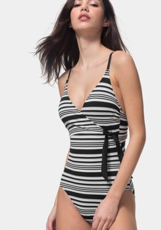 bañador rayas lazo