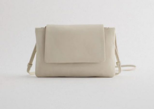 BANDOLERA PIEL SOLAPA DE ZARA