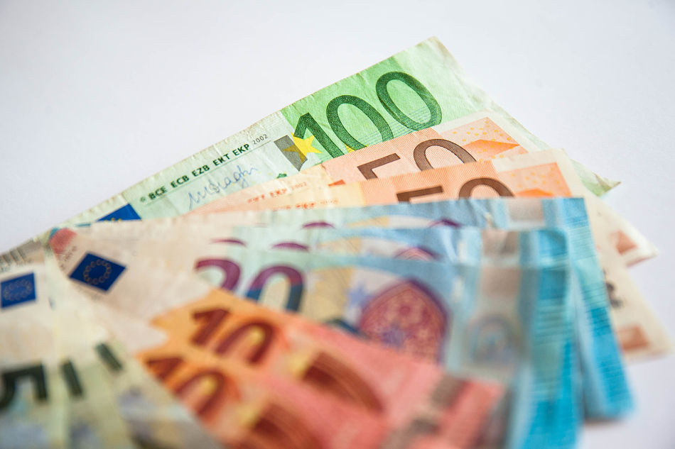 El euro registra su mejor cruce frente al dólar desde abril de 2018