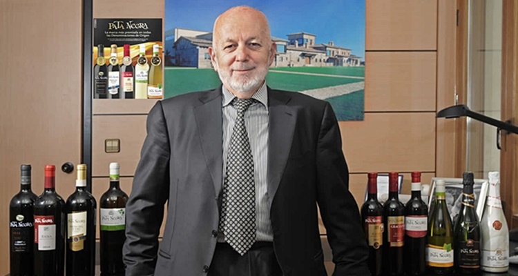 Jose García Carrión, Don Simón