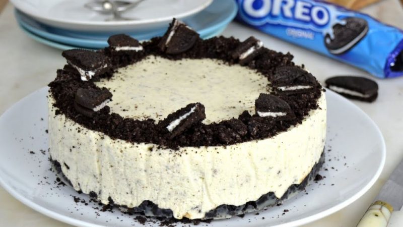 Tarta de chocolate blanco y galletas oreo 